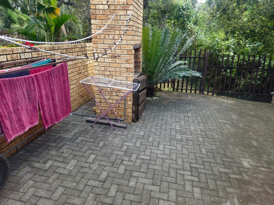 4 Bedroom Property for Sale in Safari Gardens North West